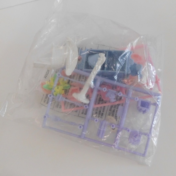 NEW! FISHER PRICE Precious Places Lot Furniture Key Assorted Pieces Dollhouse - Picture 5 of 7